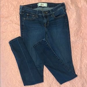Hollister dark wash super skinny jeans